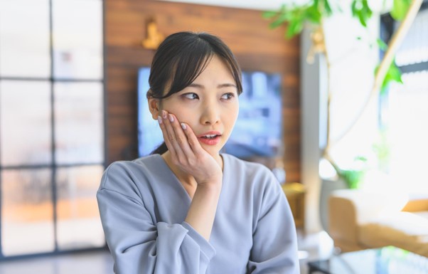 歯列矯正に抜歯は必要？後悔するのか・痛みや値段も解説